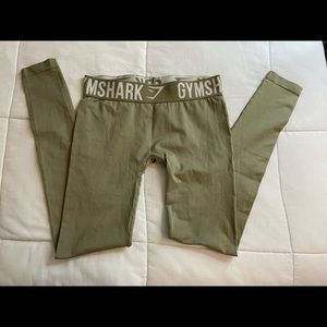 Olive green gymshark fit leggings